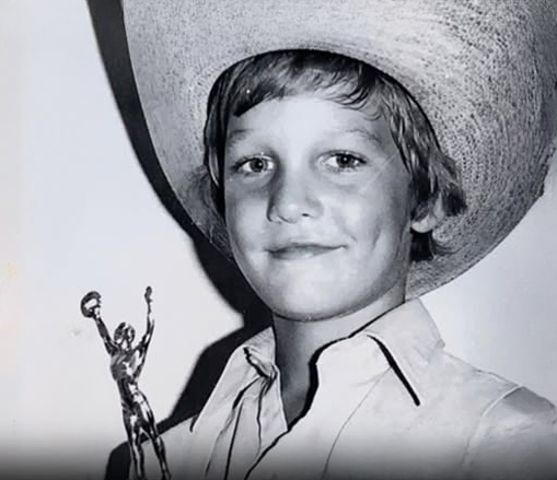 He was m0leste as a teen and blackmaiIed into losing his virinity aged 15